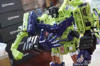 [Combiners Tiers] TOYWORLD TW-C CONSTRUCTOR aka DEVASTATOR - Sortie 2016 - Page 15 VSxo5hRK