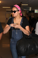 Nina Dobrev at LAX Airport (March 27) ASMbCkzw