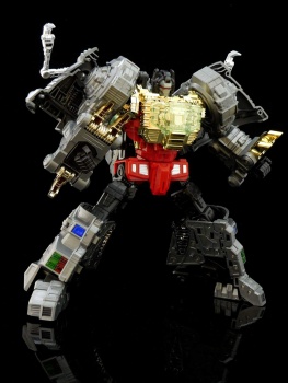 [Combiners Tiers] G-CREATIONS SHURAKING aka COMBINER DINOBOT - Sortie 2015-2016 - Page 4 C50zS22r