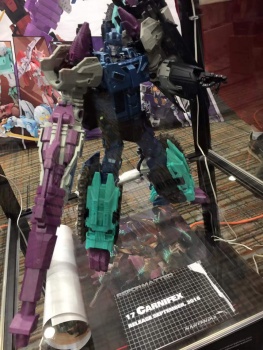 [Mastermind Creations] Produit Tiers - R-17 Carnifex - aka Overlord (TF Masterforce) - Page 2 DNfIDBTG