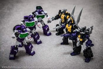 [BadCube] Produit Tiers - Jouet OTS-05 Claymore / OTS-06 Hypno / OTS-07 Kickbutt - aka Insecticons - Page 3 EnauwlO2