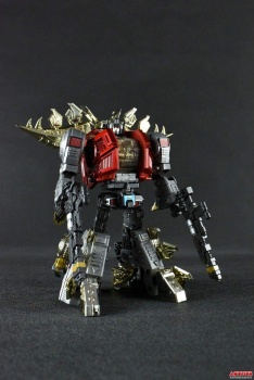 [Combiners Tiers] G-CREATIONS SHURAKING aka COMBINER DINOBOT - Sortie 2015-2016 - Page 4 EyFFcW7g