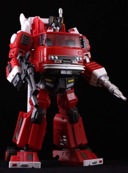 [Masterpiece Tiers] MAKETOYS MTRM-03 HELLFIRE aka INFERNO - Sortie Fevrier 2016 - Page 4 H67ycePn