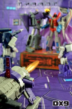 [Masterpiece Tiers] DX9 TOYS D-07 TYRANT aka GALVATRON - Sortie Novembre 2015 MNWl3VD3