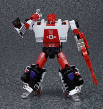 [Masterpiece Takara Tomy] MP-14 ALERT (RED ALERT) - Sortie Décembre 2012 PL17IUJP