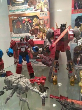 [Fanstoys] Produit Tiers - FT-09 Tesla et FT-46 Tesla v2.0 - aka Perceptor/Percepto TxK8X1z8