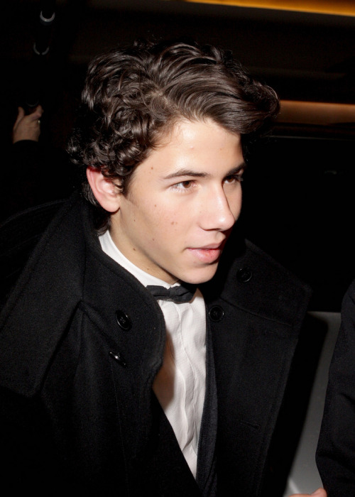 nicholas jerry jonas <3 - صفحة 2 Tumblr_ktzxfvQ40N1qanrrgo1_500