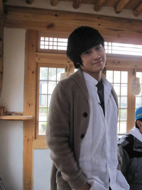      ..  kim bum   -  6 Tumblr_le2z9dgYpw1qa8l7ro1_500