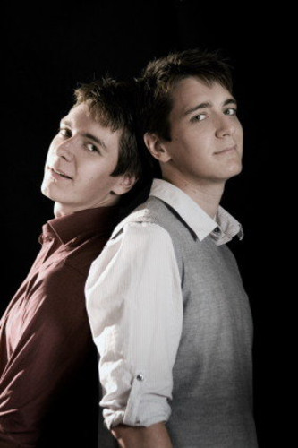 Fan Club de James et Oliver Phelps (Fred et George Weasley) - Page 14 Tumblr_lf6ez5ZMY21qfd2vco1_400