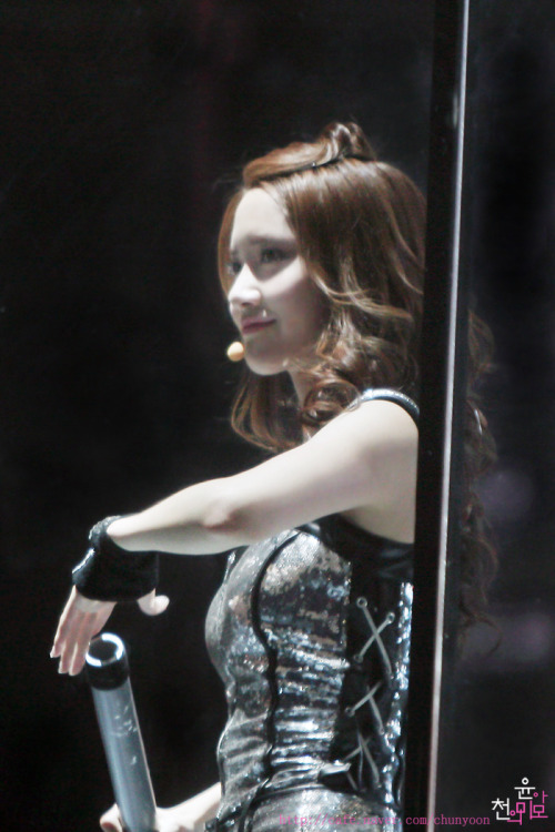 [YOONASIM/PIC][5-8-2011] NHỮNG HÌNH ẢNH CỦA YOONA TỪ 2011 GG TOUR - SEOUL CONCERT Tumblr_lpfwbf8nGG1qd704zo1_500