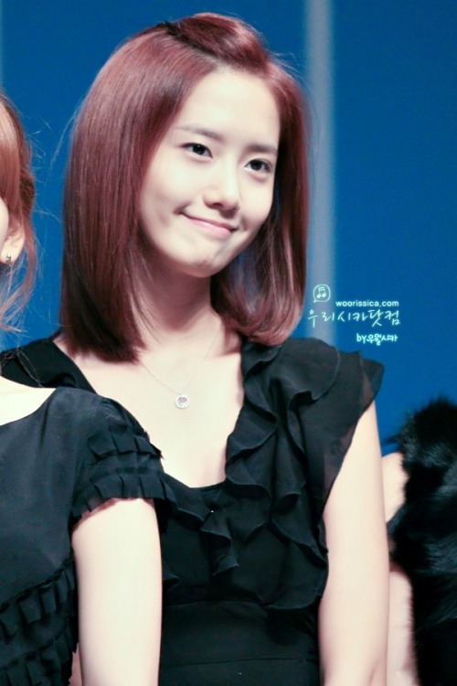 [YOONAISM/PICS+GIFS][8-8-2011] Yoona - Từ 1 thiên thần đến 1 nữ thần hoàn hảo Tumblr_lpjwzwGICr1qgea8mo1_500