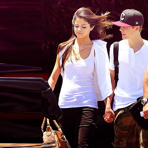 Justin Bieber and Selena Gomez - Page 10 Tumblr_lpwj84Hegn1r1zzp8o1_500