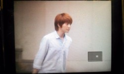 [15-8-2011][pics] SHINee tại Sân bay đến Thái Lan và hình ảnh khi ghi hình tại SBS cho Starking Tumblr_lpyr1o4Jer1r0jfwvo1_250