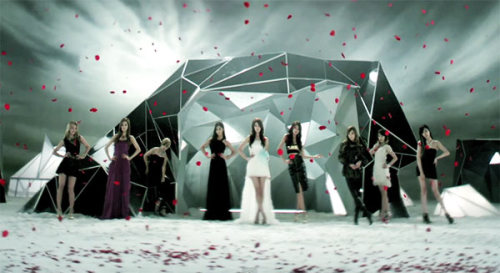  SNSD @ "The Boys" Teaser 1 30.09.11(vid) Tumblr_lscd02CyDD1qd0u3jo1_500