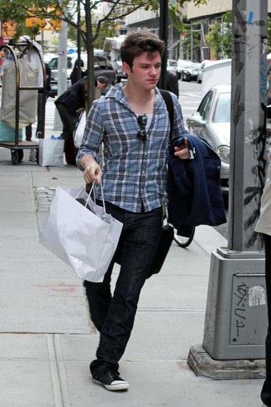 Chris Colfer en New York  Tumblr_lsgukdC6ur1qahpupo1_400