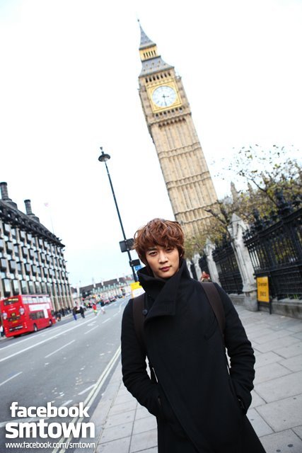 [3-11-2011][pics] SHINee tại London Tumblr_lu2qs5oaSV1qeb2pro1_500