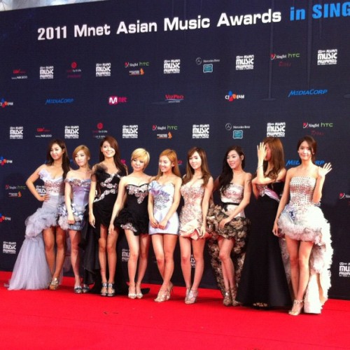 [VID/PICS] SNSD @ MAMA 2011 Press Conference || 29.11.11 Tumblr_lvf23u48yr1qboeobo1_500