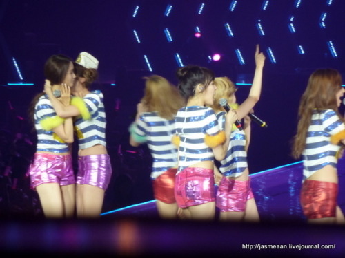 [PIC+GIF][23-1-2011] »-{♥}-»ღ°•(¯`·._.· YoonSic Fam ·._.·´¯)•ღ°»-{♥}-» °l||l° Sexy and Sweet °l||l° - Page 13 Tumblr_lvytozipnV1qkpvheo1_500