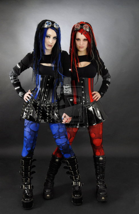 Cyber Gothic - Page 3 Tumblr_lwps5gF0lk1r87um1o1_500