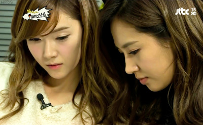 [PIC+VID+GIF][6/1/2012]«๑۩۞۩๑_ YURI ♥ JESSICA_๑۩۞۩๑_ PARIS ♥♕♥ ROMANTIC CITY ♥f  YULSIC_๑۩۞۩๑» - Page 11 Tumblr_lwvcs0ygLq1qgugkgo1_400