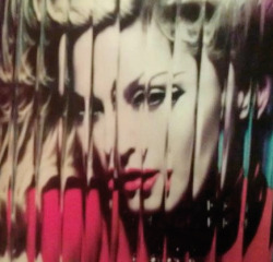 Álbum "MDNA" - Página 37 Tumblr_m17jmhSSi91qzwglbo1_250