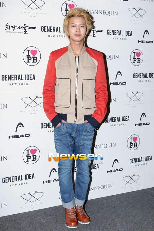 [NEW] 120403 Dongjun & Minwoo Seoul Fashion Week Spring 2012 Tumblr_m1web2yUUB1qbifqyo2_500