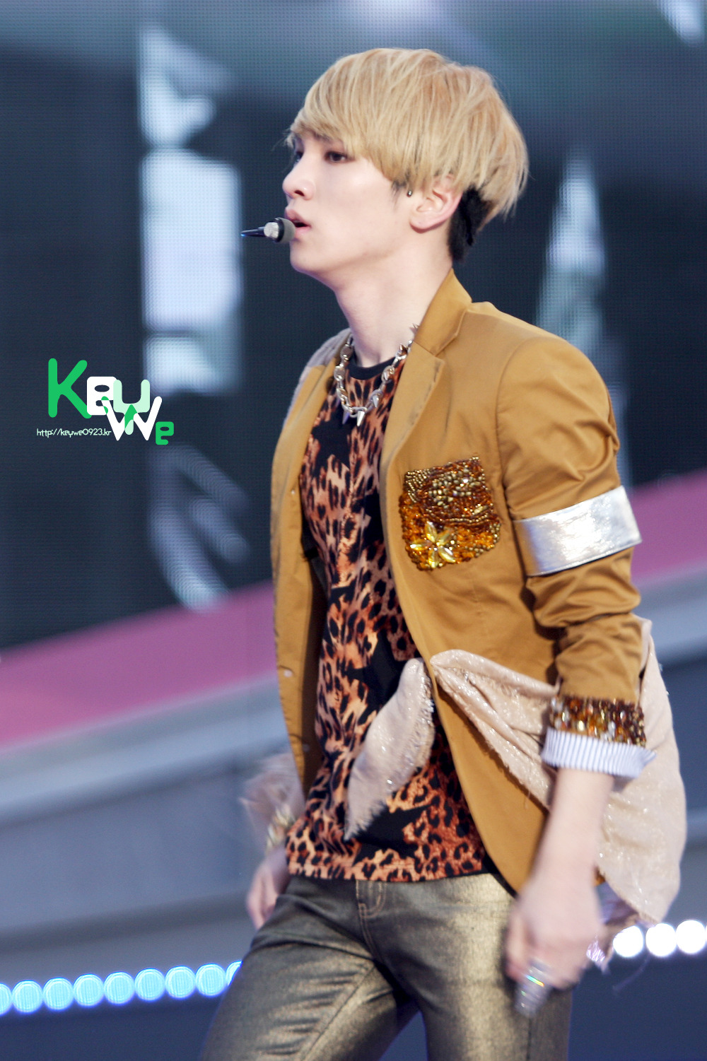 120414 Key @ KBS Love Request Tumblr_m2h3xcNcDe1r5kb7po1_1280