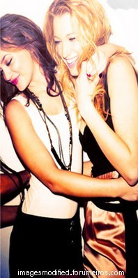 Leighton Meester e Blake Lively Tumblr_mjksj9GgYT1qe3rq3o10_250