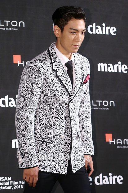 [5/10/2013][Photos]T.O.P tại sự kiện Marie Claire Asia Star Awards Tumblr_mu70e9Xf0m1qzjb8ko8_500