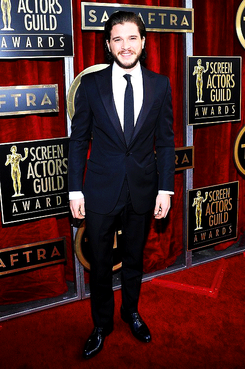 Kit Harrington (Jon Snow) - Σελίδα 5 Tumblr_mzmj7288Qc1qmjpyqo1_500