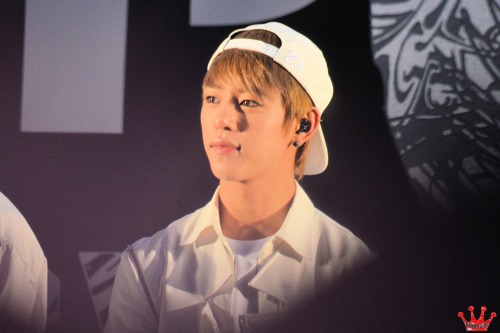 FAN.TAKEN| صور B.A.P في الحدث المصغّر في Fukuoka بتاريخ 140403 Tumblr_n3gxd54oIk1tnwedxo1_500