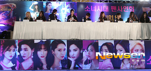 [PIC][16-03-2014]SNSD tham dự buổi fansign cuối cùng cho "Mr.Mr" vào tối nay Tumblr_n2iz4vBP8i1sewbc1o1_500