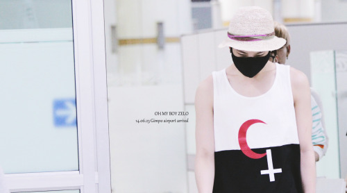 FAN.TAKEN| صور B.A.P في مطار Gimpo الدولي عائدون من اليابان بتاريخ 140623 .. Tumblr_n7m7kb0XSm1rnkj5ho1_500