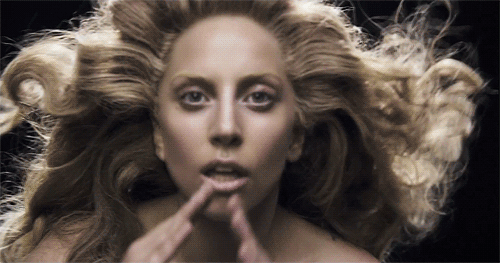 Videoclip >> "Applause" [2] | +170 millones de visitas Tumblr_mrs3sgALpe1qk513jo1_500