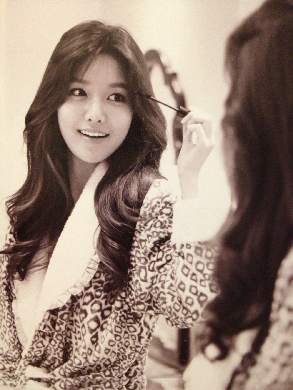 [PIC][23-08-2014]Hình ảnh mới nhất từ Photobook "Girls' Generation In Las Vegas" của SNSD - Page 2 Tumblr_nawzs1ygqp1sewbc1o1_1280