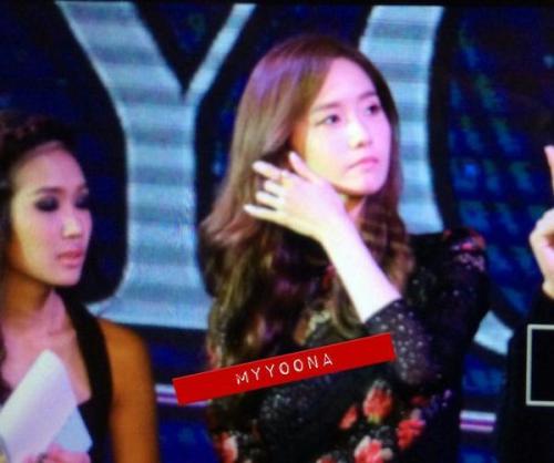 صور + فيديو | يونا في المؤتمر الصحفي لـ Yoona and i في تايلاند  Tumblr_n9blmgjnGy1sewbc1o1_500