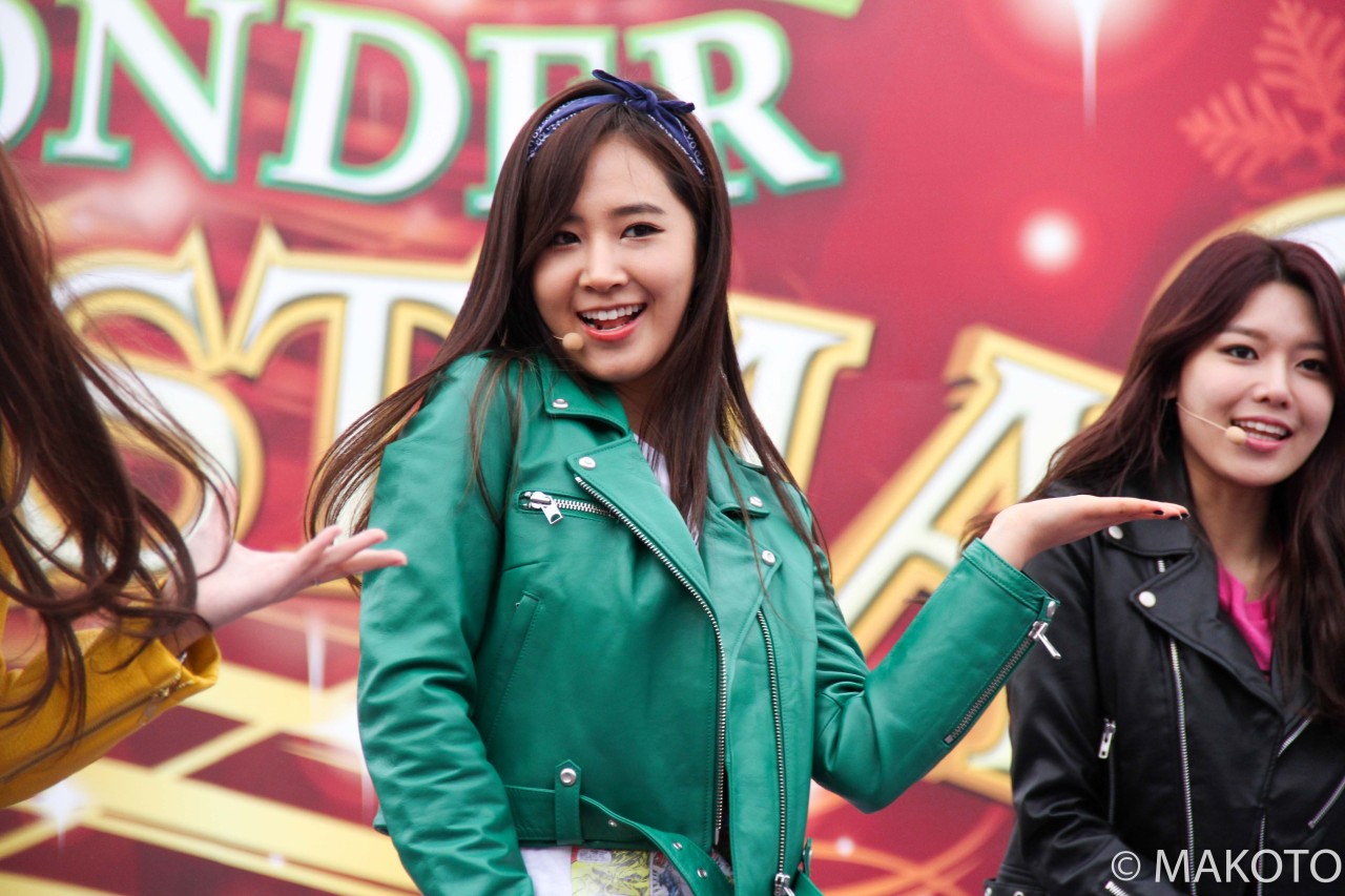 [PIC][15-12-2013]SNSD tham dự "SMTOWN V-theater Released event in USJ" vào trưa nay - Page 2 Tumblr_my1y5tKCs61spilbao5_1280