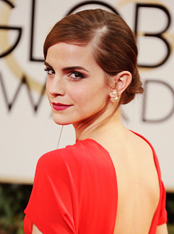 Emma Watson     Tumblr_mzbltxKy3T1refboso2_250