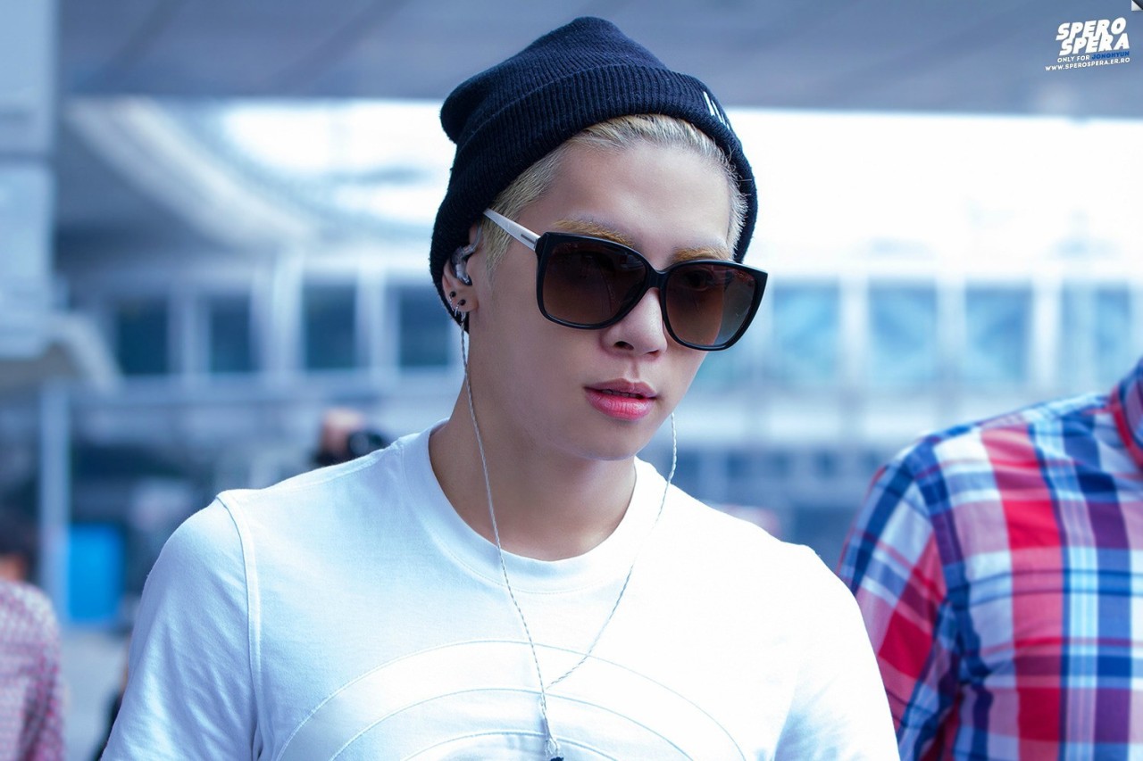 130910 Jonghyun @ Aeropuerto de Incheon hacia Japón Tumblr_mt2i8tUKUJ1qzk8j4o1_1280