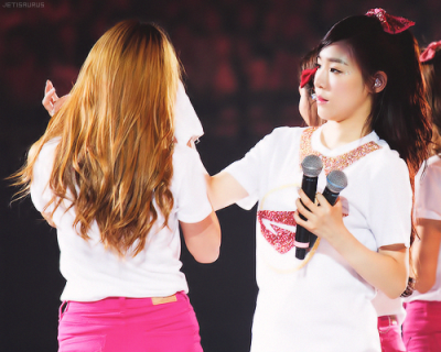 JeTi (Jessica ♥ Tiffany) - Página 3 Tumblr_mtbcgxmSMw1qgq67ao1_400