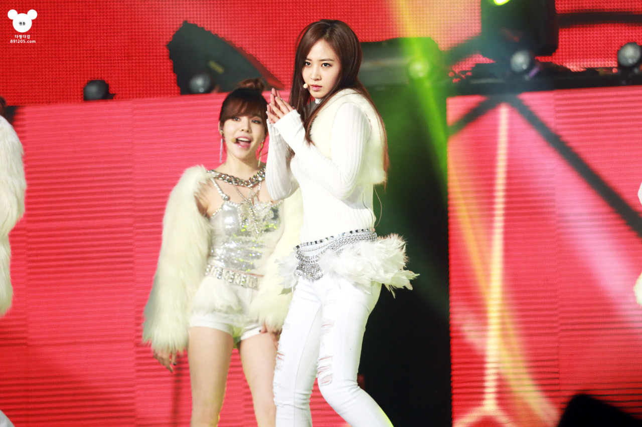 [PIC][23-01-2014]SNSD tham dự "23rd Seoul Music Awards" vào tối nay - Page 7 Tumblr_n1i9qsSZmZ1sewbc1o2_1280