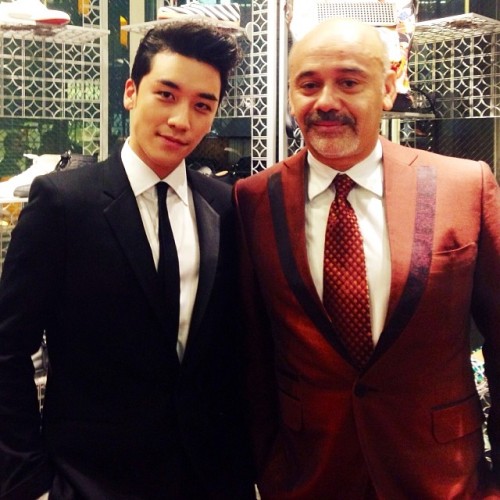 [Updates] Twitter/Instagram/Weibo/Line của Seungri* tháng 12/2013  Tumblr_mx8d8tiko01qb2yato1_500