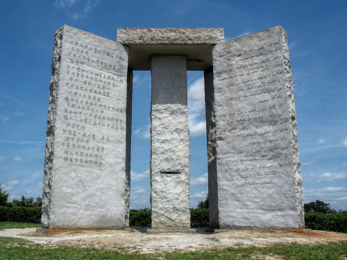 أحجار جورجيا الإرشادية الغامضة  Georgia Guidestones Tumblr_mr9qxj7tnw1s7l649o1_500