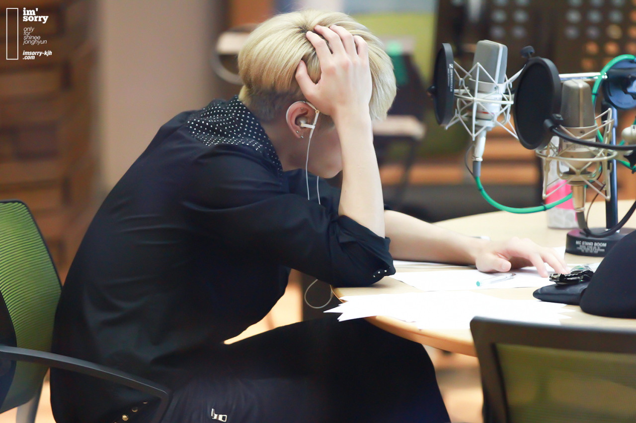 140903 Jonghyun @ MBC Blue Night  Tumblr_nbheaax8eO1r36tcgo1_1280