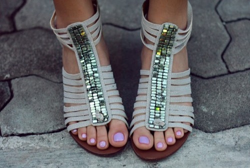 sandals so lovley  Tumblr_lxi6jpCznK1r4o890o1_500