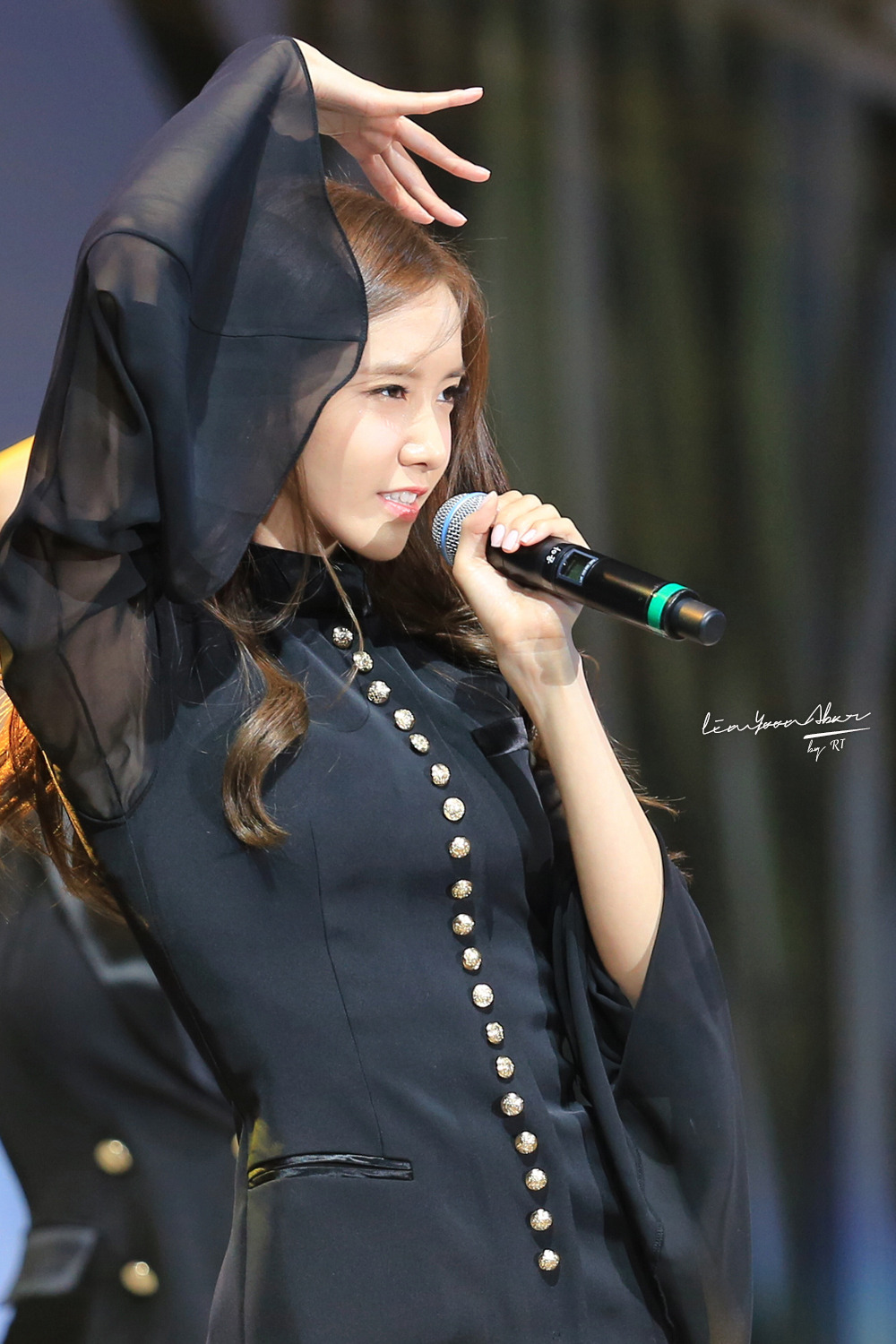 [PIC][30-09-2014]SNSD khởi hành đi Trung Quốc để tham dự "China for GG 1st Fan Party in ShenZhen" vào sáng nay - Page 14 Tumblr_nd9hjn367b1sewbc1o2_1280