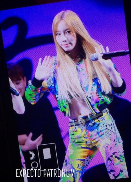 [PIC][08-10-2014]TaeTiSeo biểu diễn tại "KBS Cool FM Lee Sora Radio Special Event" vào tối nay Tumblr_nd4mo7VUpQ1sewbc1o1_500