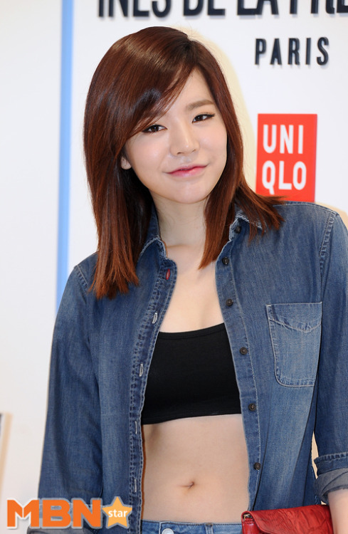 [PIC][03-09-2014]Sunny tham dự sự kiện ra mắt BST mới của thương hiệu "UNIQLO" vào trưa nay Tumblr_nbb8g7MYdN1sewbc1o1_500