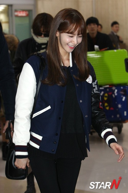 [PIC][30-11-2014]SNSD trở về Hàn Quốc vào trưa nay Tumblr_nfua0wd4l51sewbc1o1_500