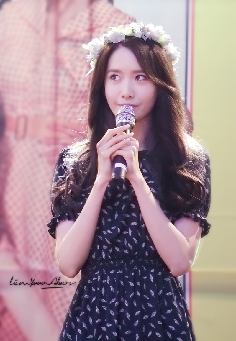 [PIC][27-08-2015]SNSD tham dự buổi fansign đầu tiên cho Album thứ 5 - "LION HEART" vào tối nay - Page 4 Tumblr_nxdfgkaFfg1sewbc1o1_1280